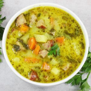 Zachwycająca pyszna zupa ziemniaczana: prosty przepis, który pokochają wszyscy domownicy