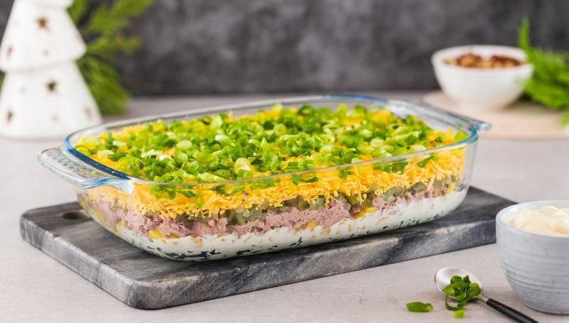 Zdrowa sałatka z tuńczyka