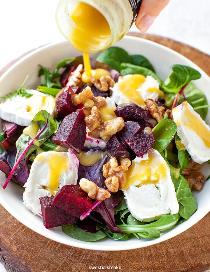 Szybka i wykwintna sałatka dla gości