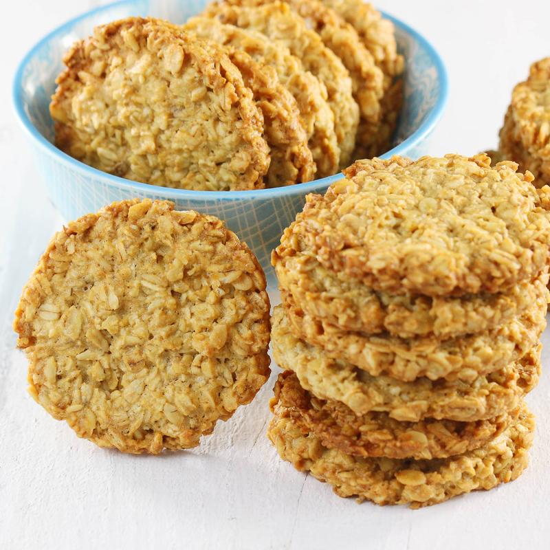 Ciasteczka owsiane z bananem – zdrowa przekąska, którą zrobisz w 5 minut! Spróbuj!