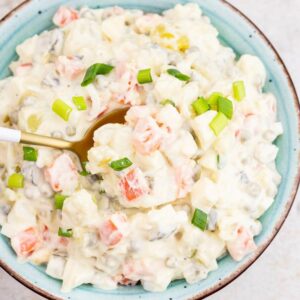 Sałatka jarzynowa - odkryj jej fascynującą historię i kulturowe znaczenie